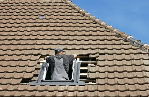 Pose de velux - Bagnac-sur-Célé
